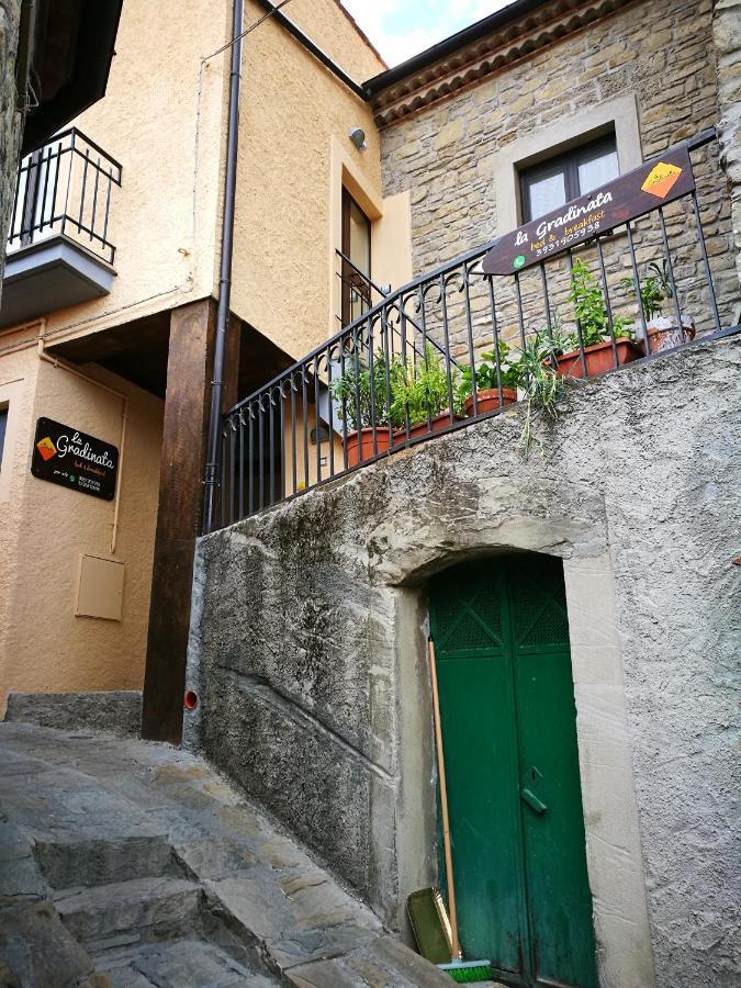 La Gradinata B&B คาสเตลเมซซาโน ภายนอก รูปภาพ