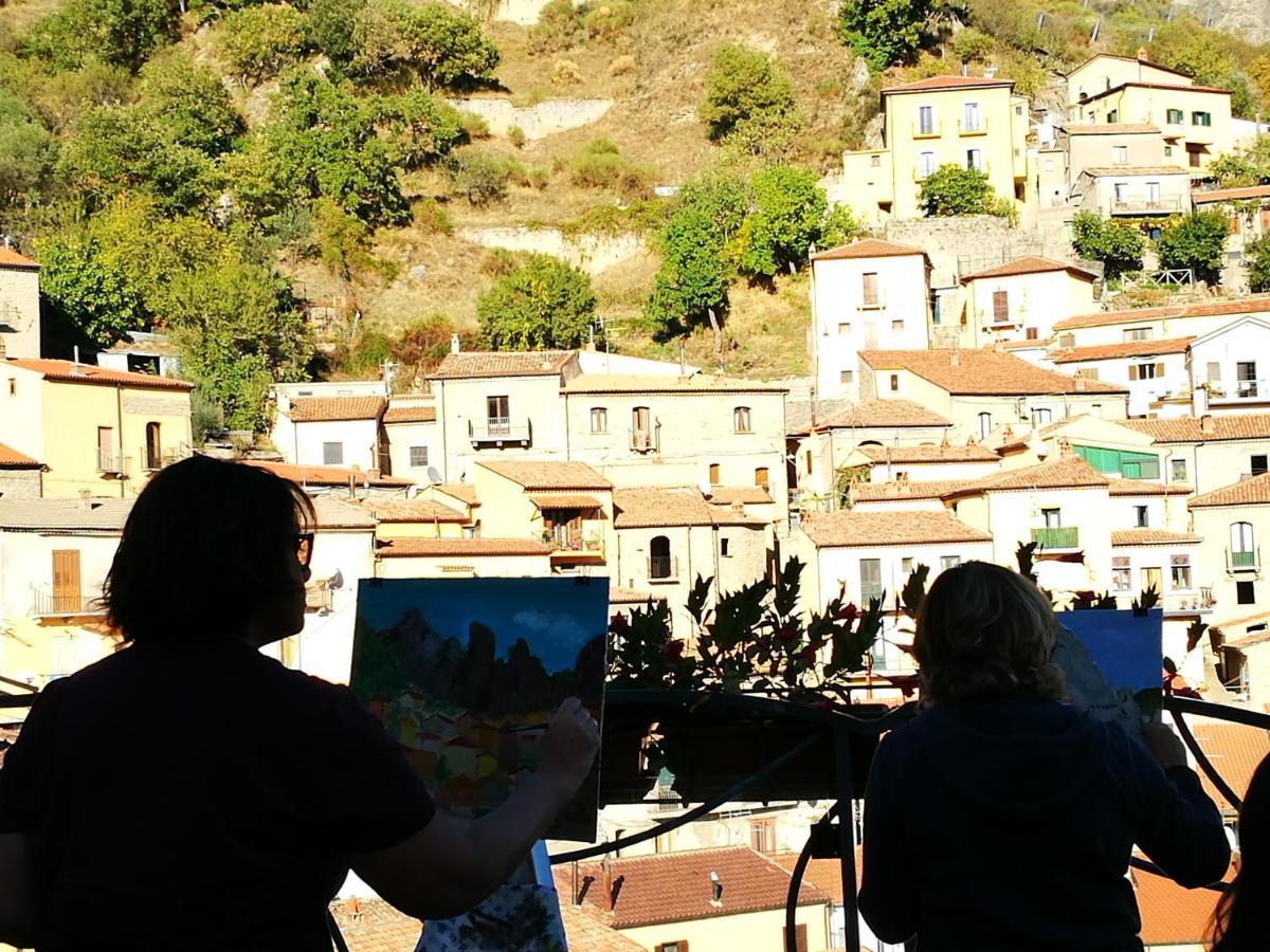 La Gradinata B&B คาสเตลเมซซาโน ภายนอก รูปภาพ