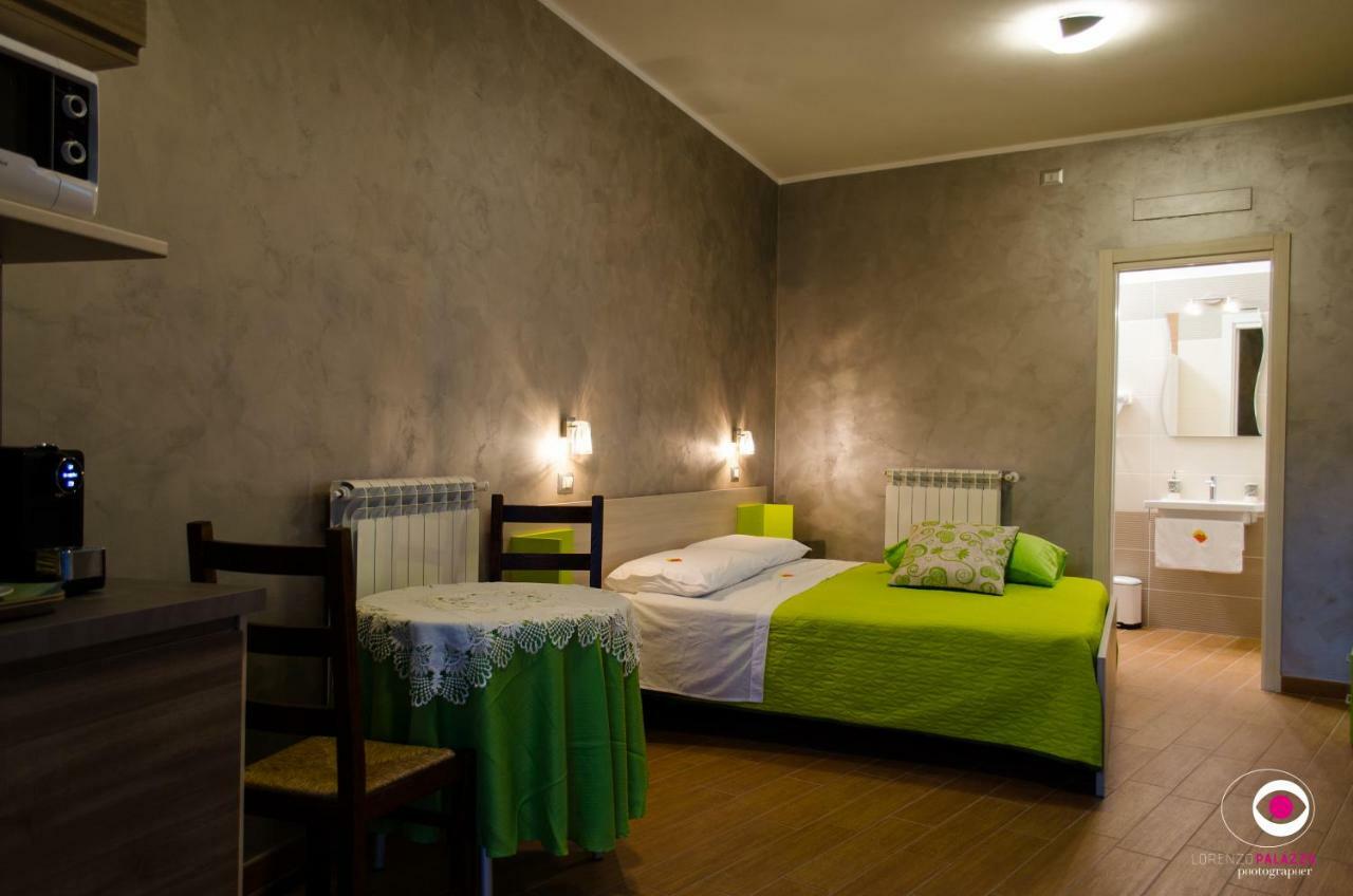La Gradinata B&B คาสเตลเมซซาโน ภายนอก รูปภาพ