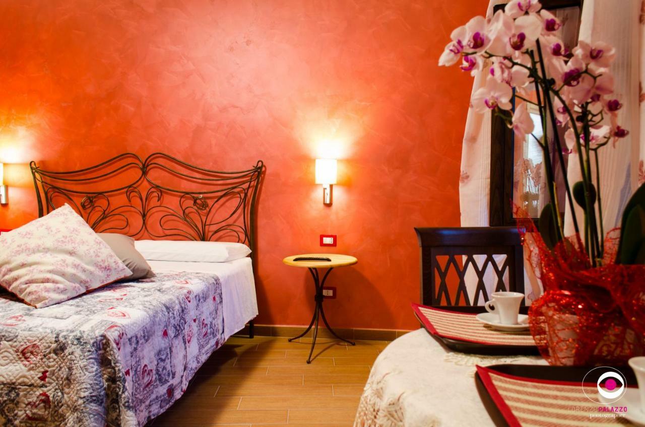 La Gradinata B&B คาสเตลเมซซาโน ภายนอก รูปภาพ